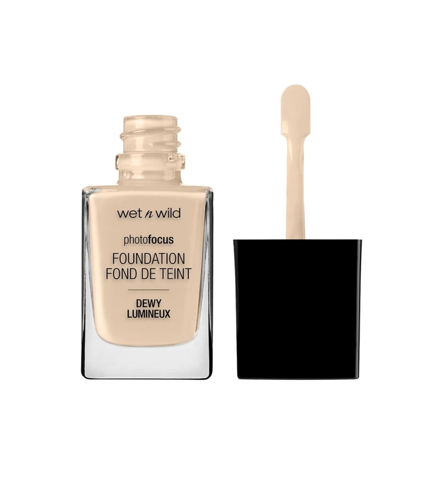 WET N WILD Dewy Lumineux Foundation Nude Ivory
