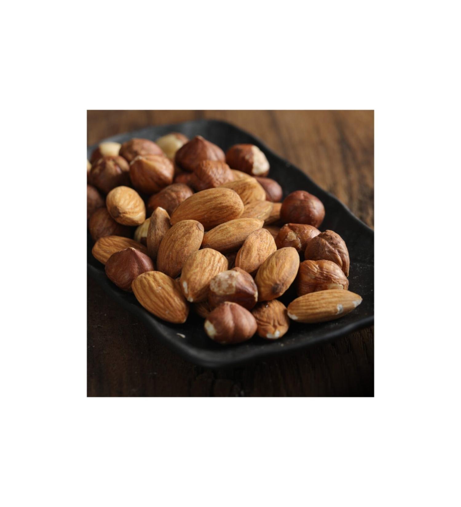 ak r erez Raw Hazelnuts 500 gr. + Raw Almonds 500 gr.
