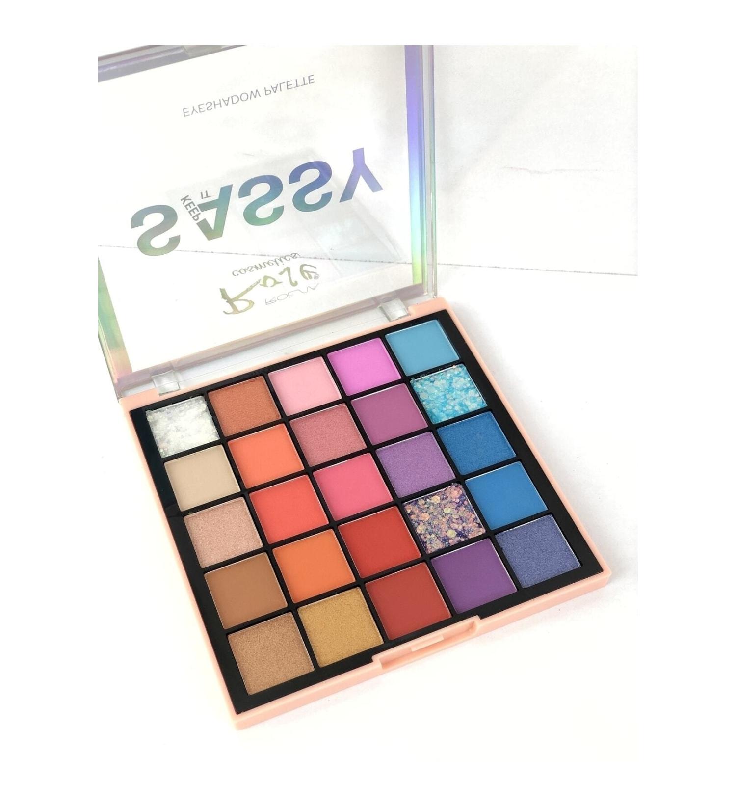 Universal Rose Sassy 25 Eyeshadow Palette