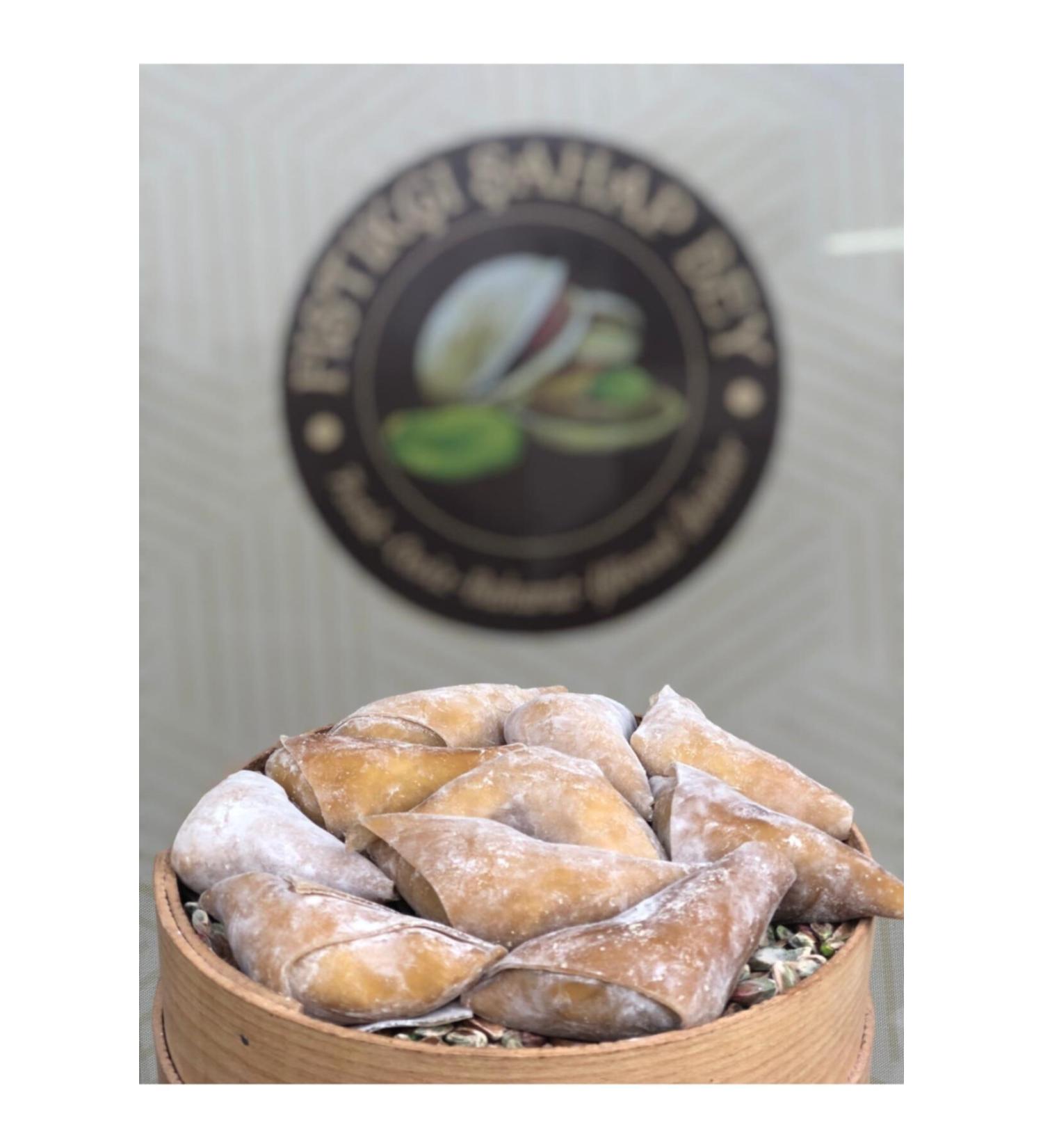 PISTACHI AHAP BEY Grey Pistachio Amulet