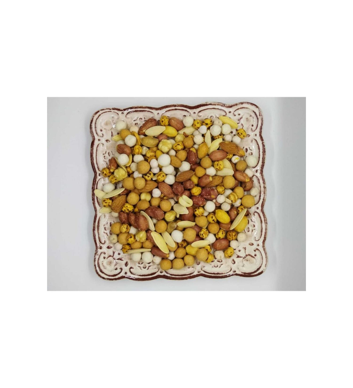 M EK Dried Nuts Lux Mixed Nuts 750 Gr