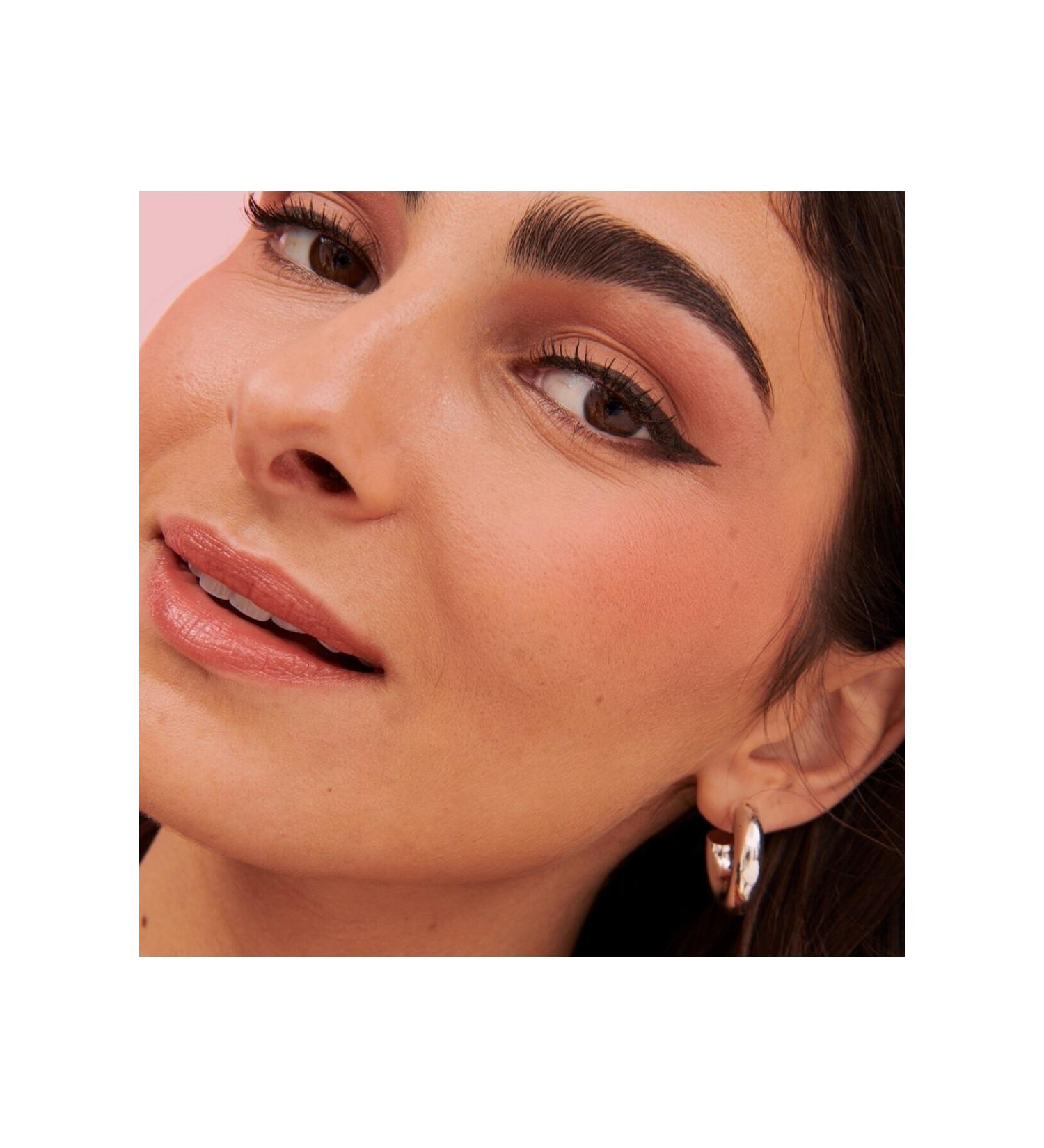 benefit cosmetics Moisture-Repellent Pink Coral Blush