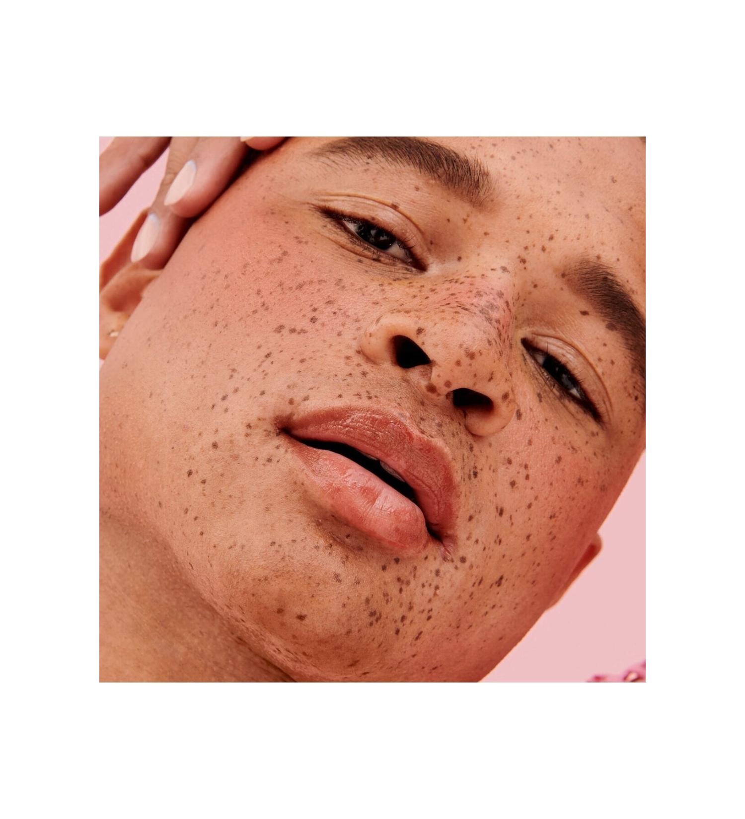 benefit cosmetics Hoola & Crystah World Face Palette Bronzer and Blush Palette Ko aK79 - Buy Online on GoSupps.com