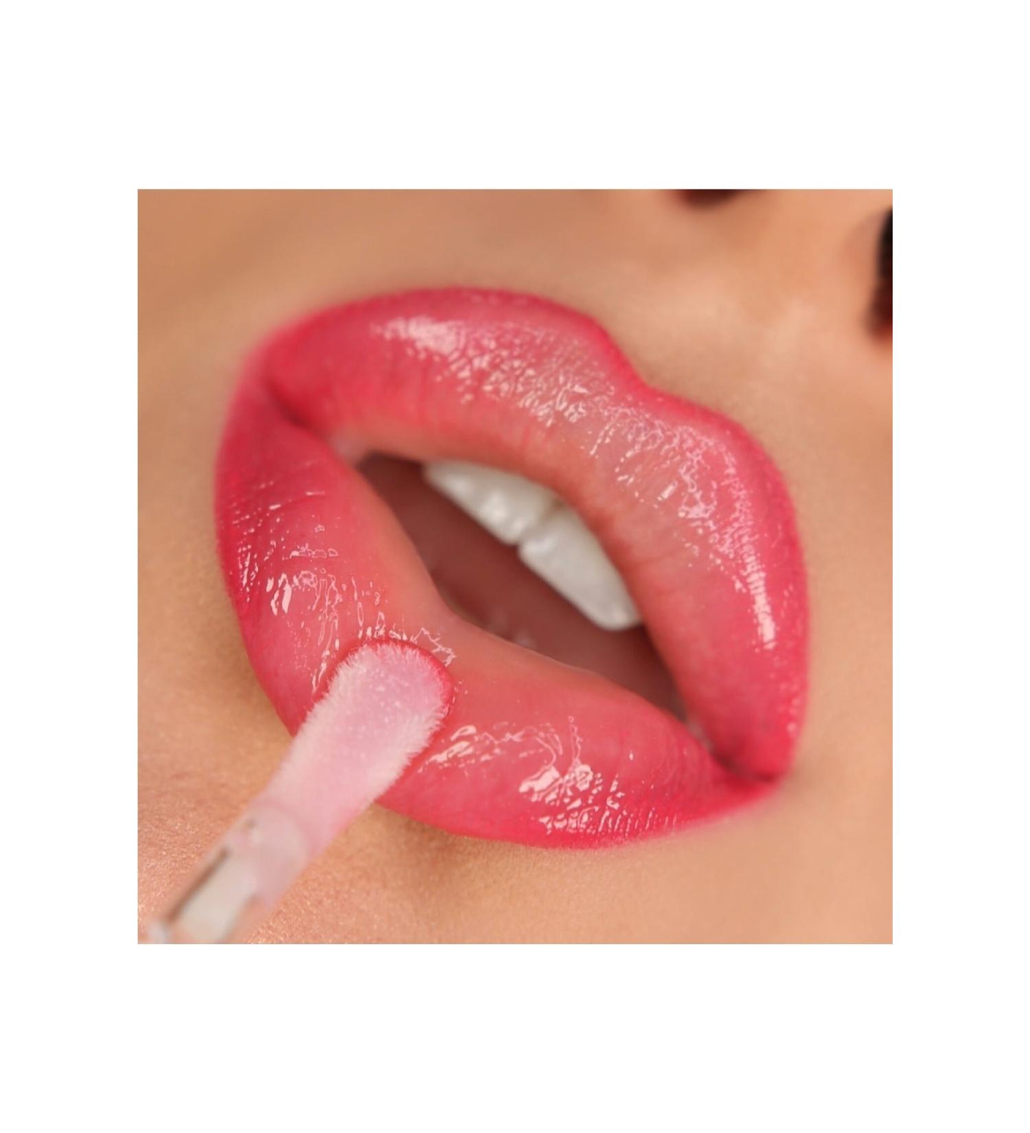 Revolution Pro Vegan Lip Oil: Glossy Plump Lip Oil Cherry (8 ml) - Buy Online on GoSupps.com