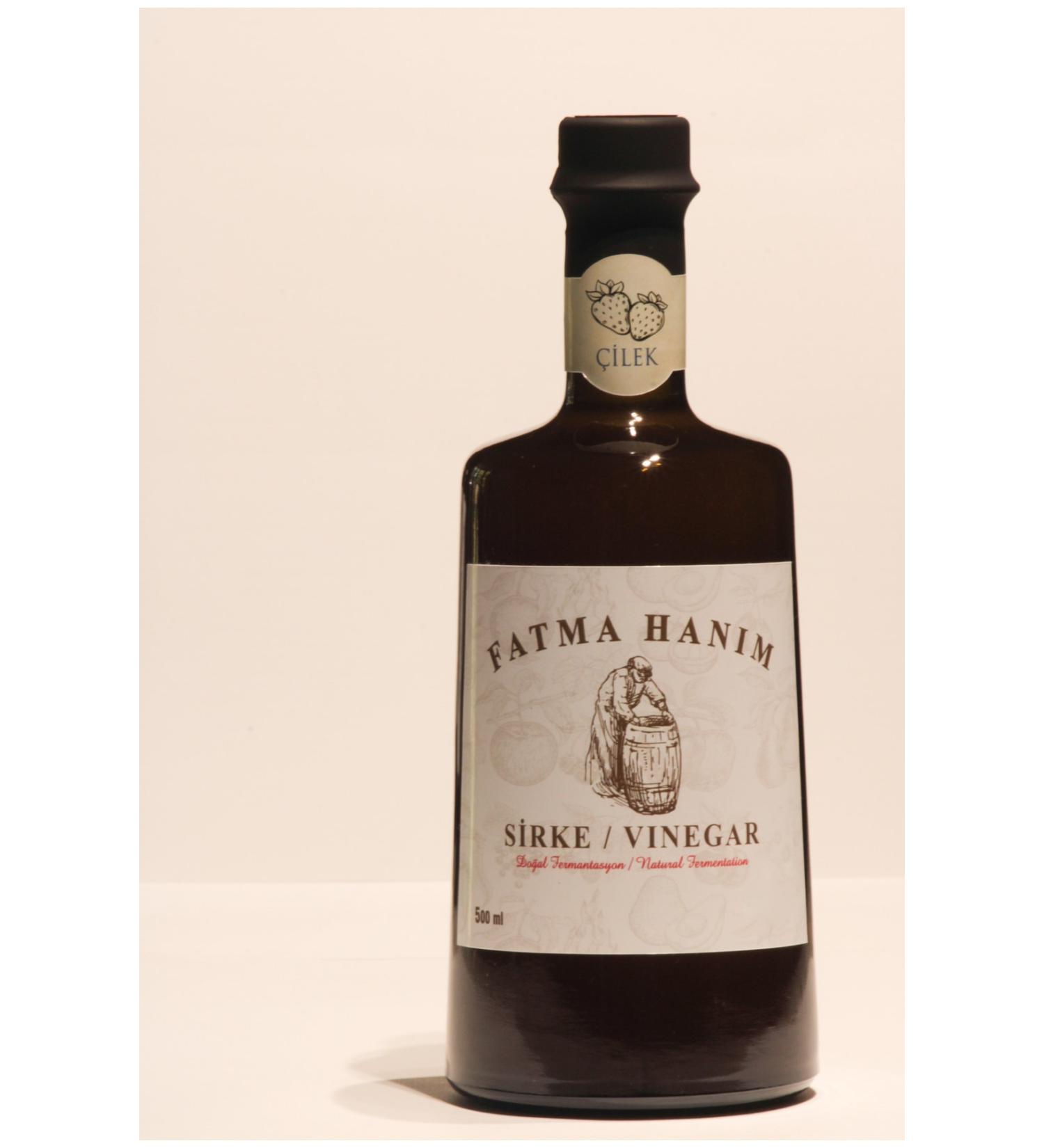 Fatma Han m Strawberry Vinegar 500 Ml / Natural Fermentation in Oak Barrels
