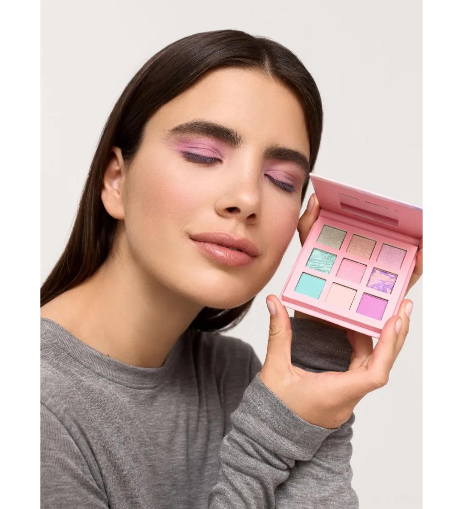 MAGIC STUDIO Eye shadows palette shiny - Buy Online on GoSupps.com