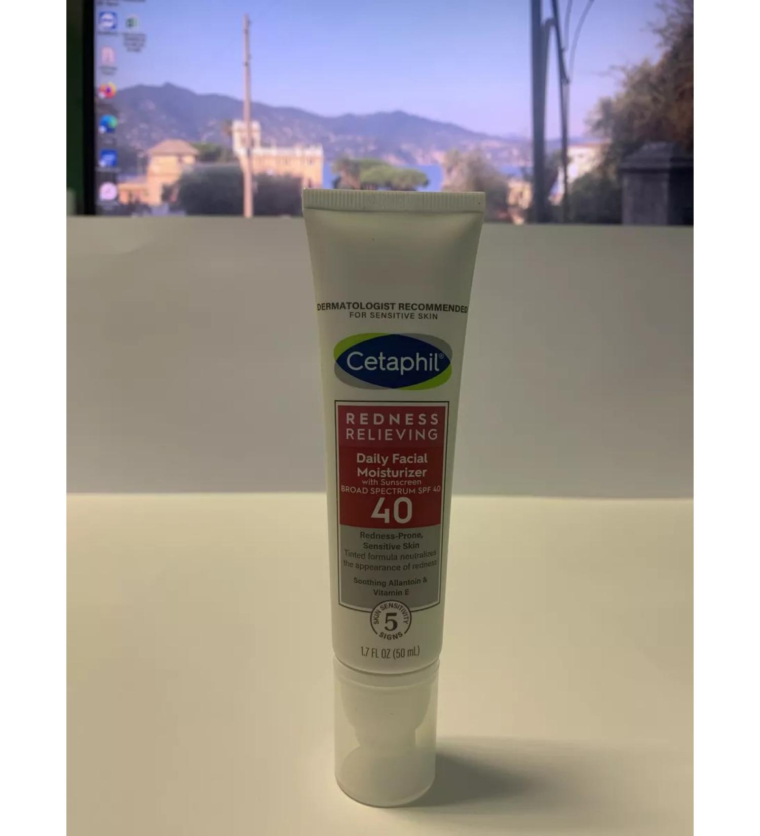 Cetaphil Daily moisturizer for face redness - Buy Online on GoSupps.com