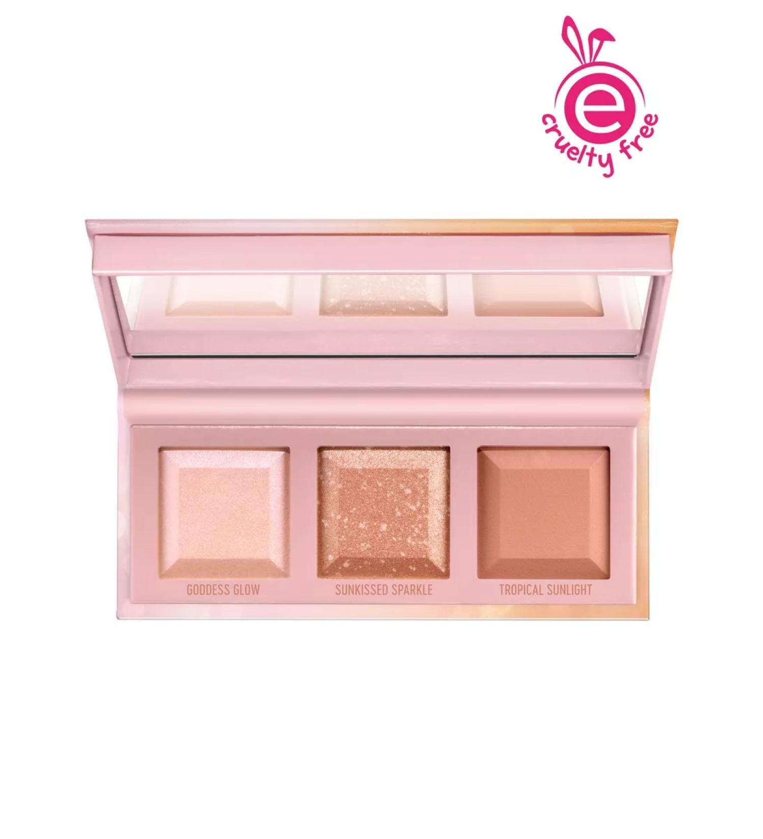 Essence Palette of highlighters and bronzers Love that Glow & Bronze - Buy Online on GoSupps.com