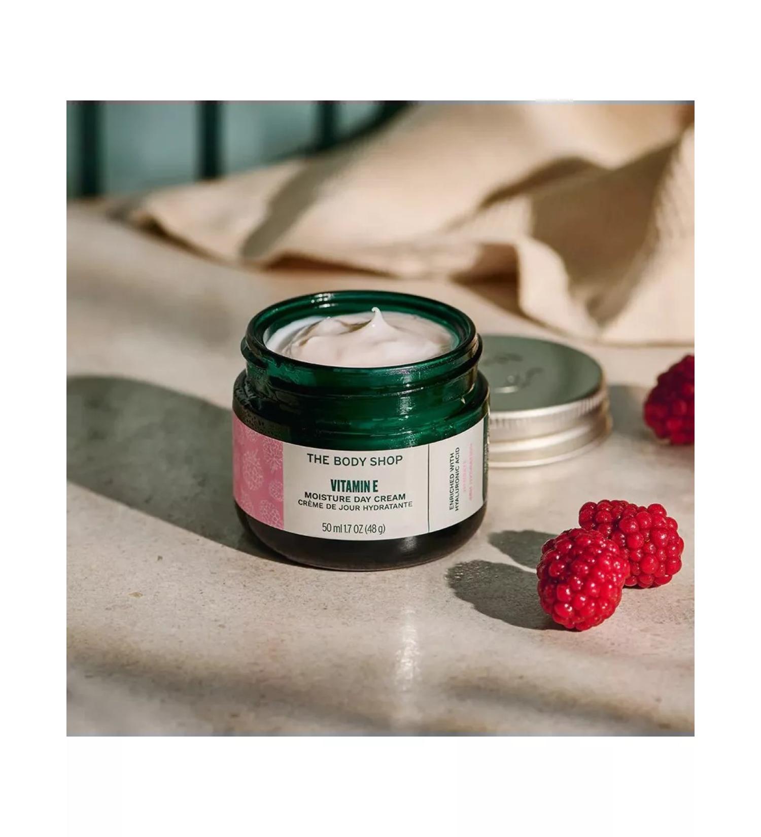 The Body Shop Moisturizing face cream for face with vitamin E