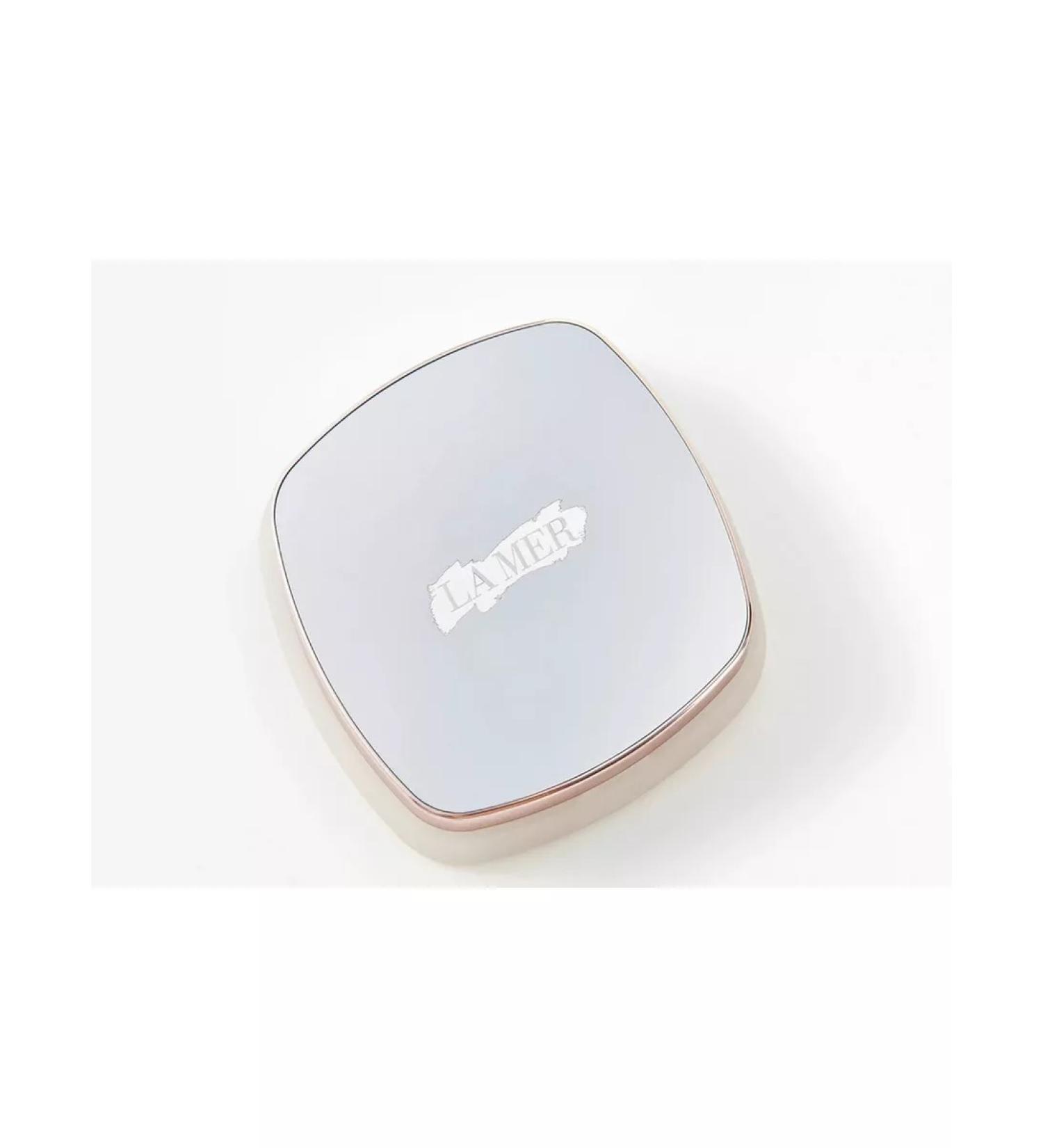 La Mer Compact powder 12 Light - Buy Online on GoSupps.com