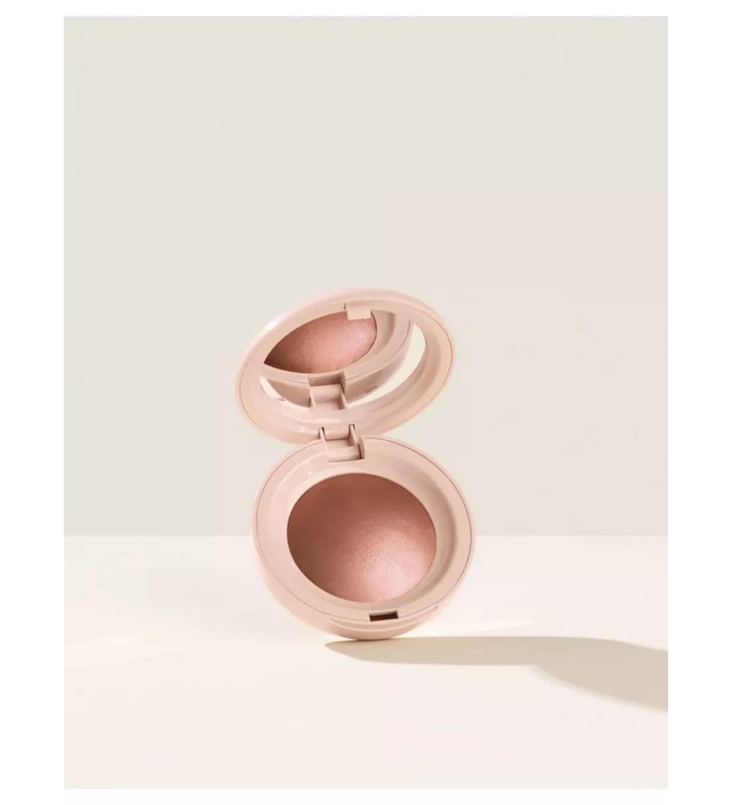 Rare Beauty Highlighter Positive Light Silky Touch Reflect - Buy Online on GoSupps.com