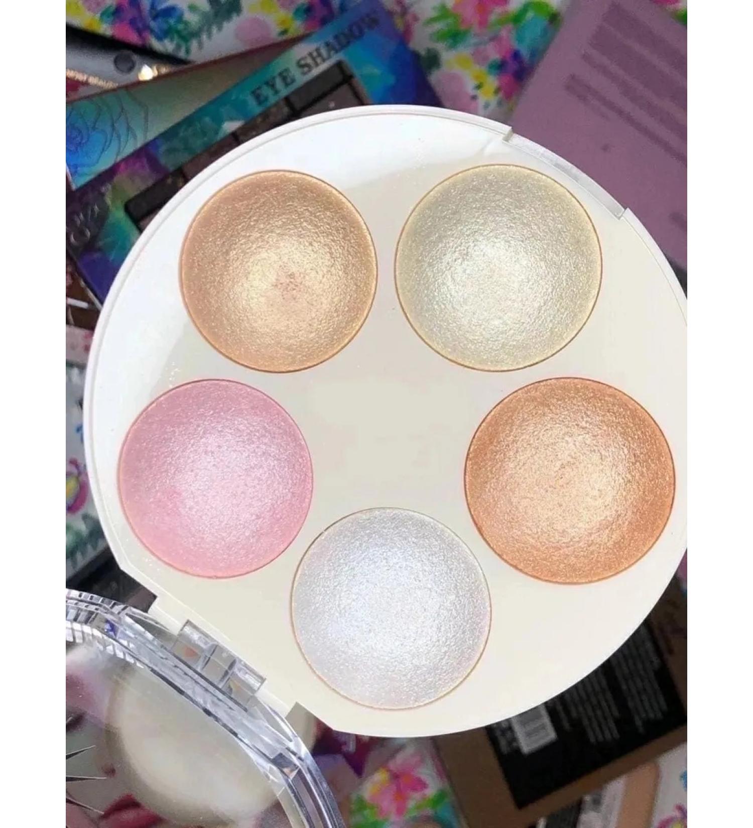 Romantic world Delicate flickering crumbly highlighter 1pc - Buy Online on GoSupps.com
