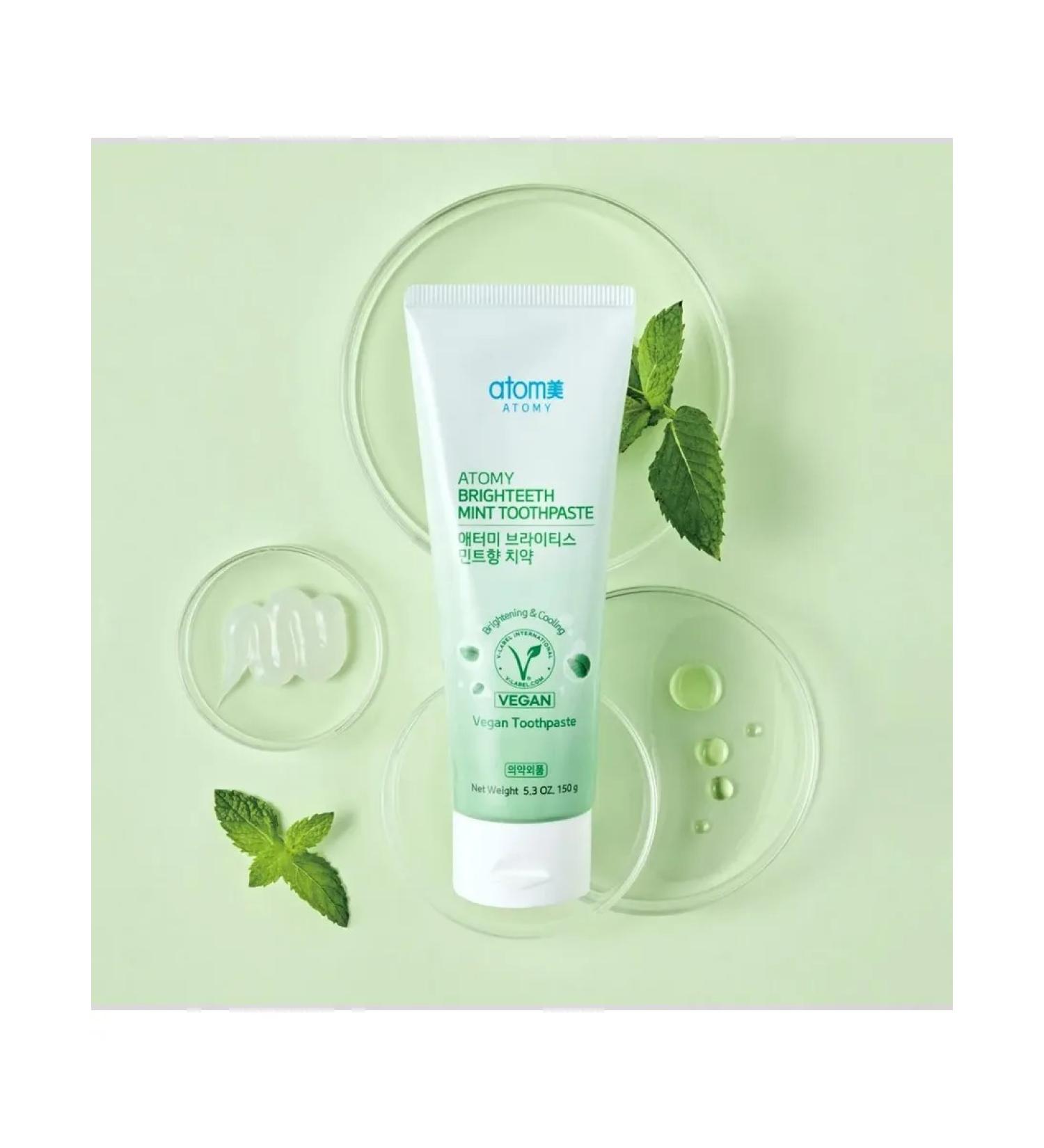 Refreshing toothpaste with mint - Buy Online on GoSupps.com