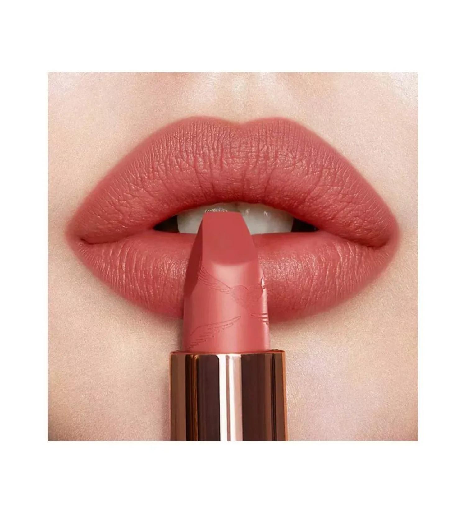 CHARLOTTE TILBURY Lamp lipstick Matte tone mrs kisses - Buy Online on GoSupps.com