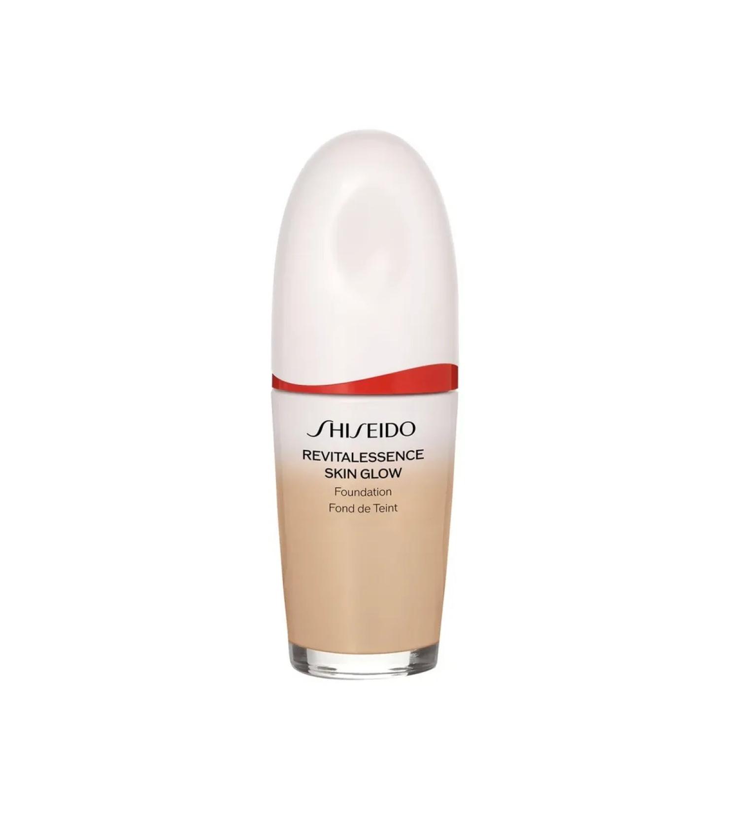 SHISEIDO Moisturizing foundation with a shining finish 240 Quarz