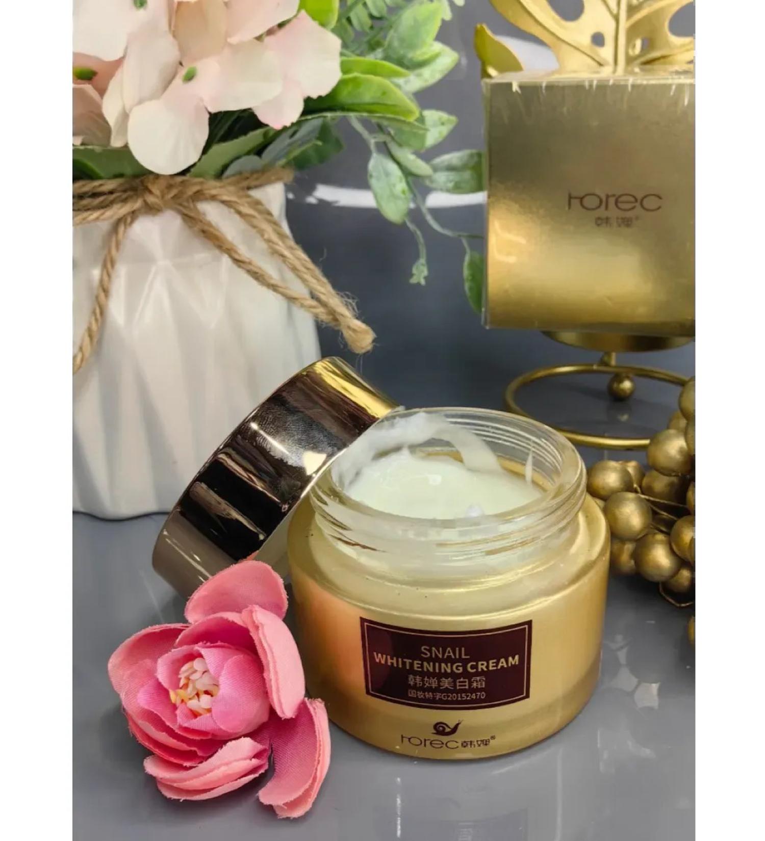 creams Moisturizing face 50g - Buy Online on GoSupps.com