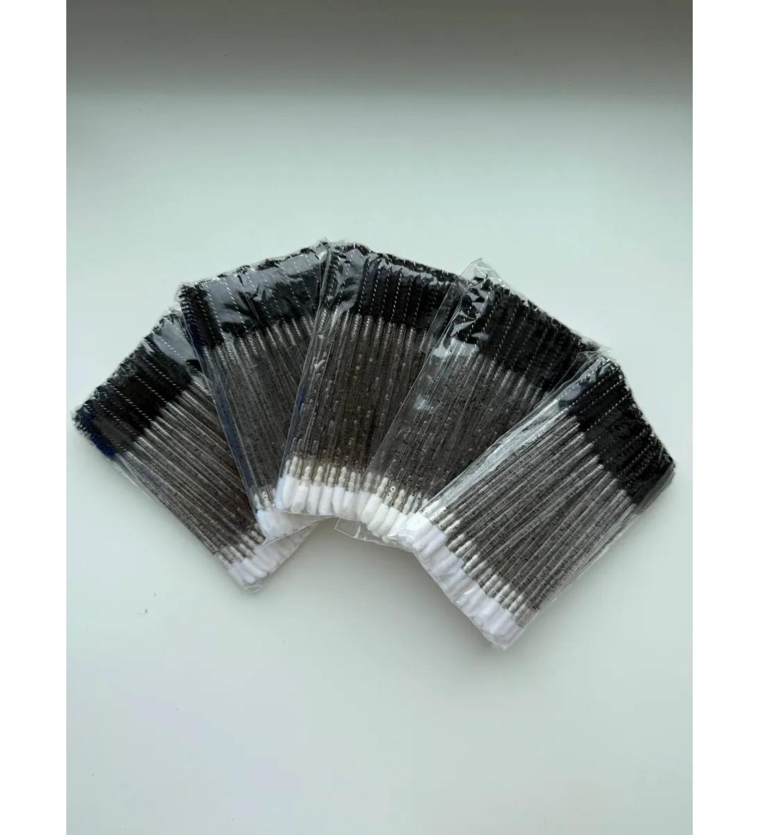 Beauty recipe Brotherly eyelashes and lip applicators 2 in 1