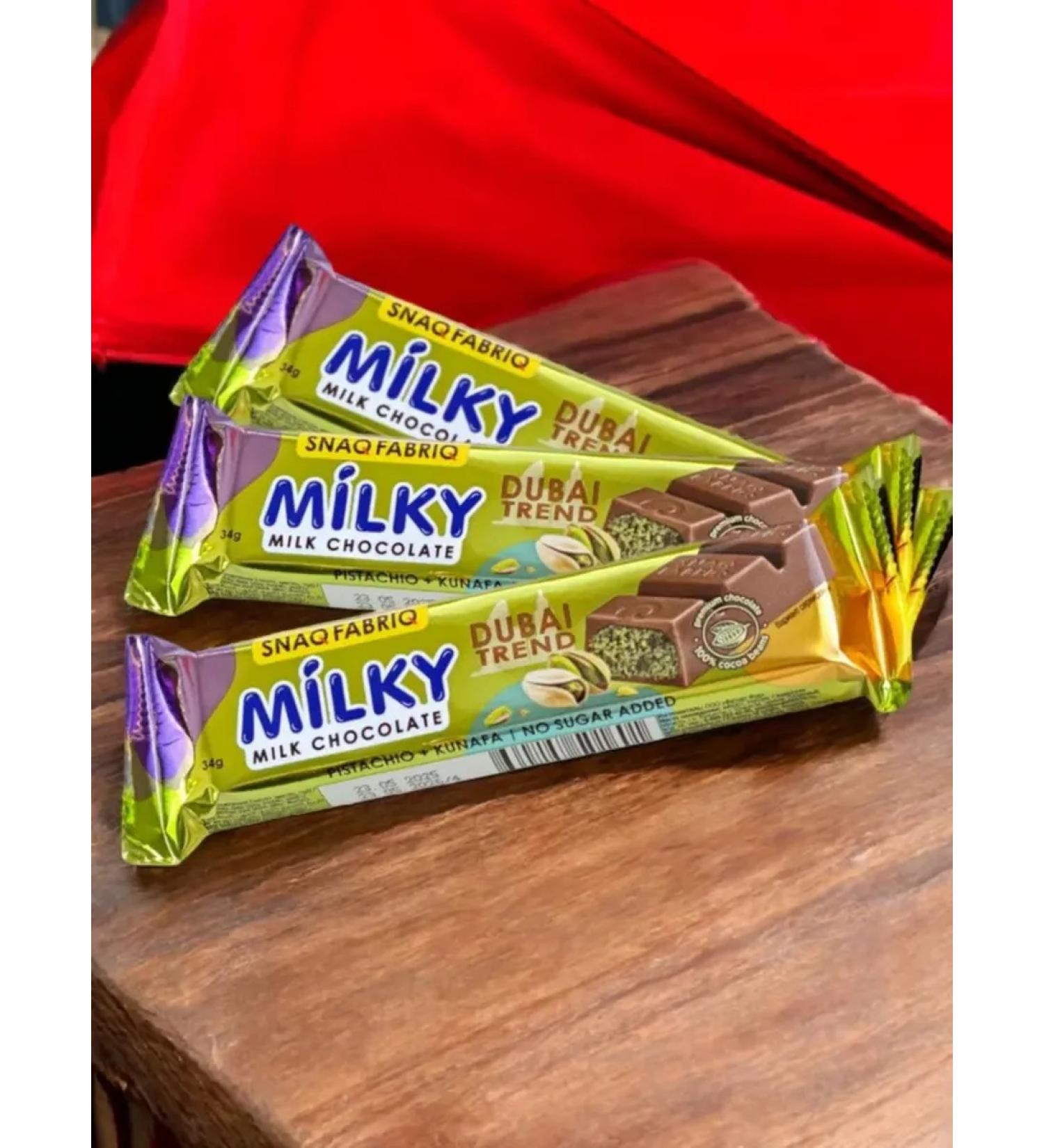 Snaq Fabriq Dubai Trend's milk chocolate with pistachio paste 40*34 grams