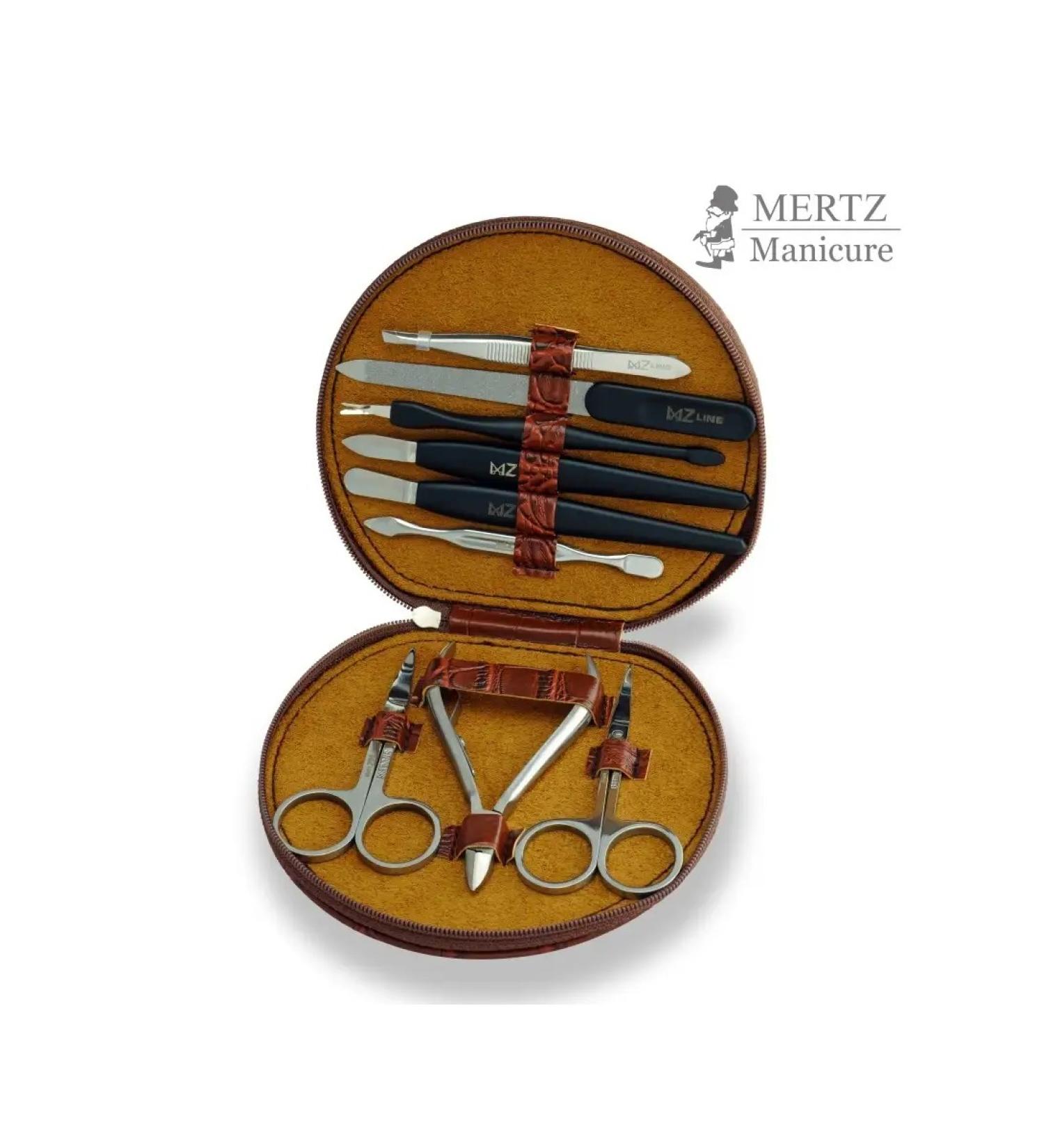 MERTZ Set of manicure 9 items for nail care