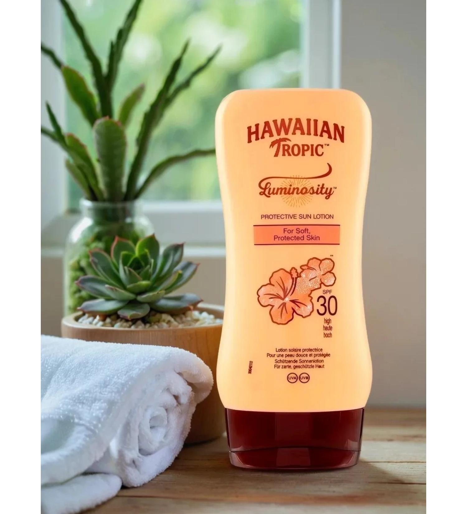 Hawaiian Tropic Cream Sunwallowiian Luminosity SPF 30 - Buy Online on GoSupps.com