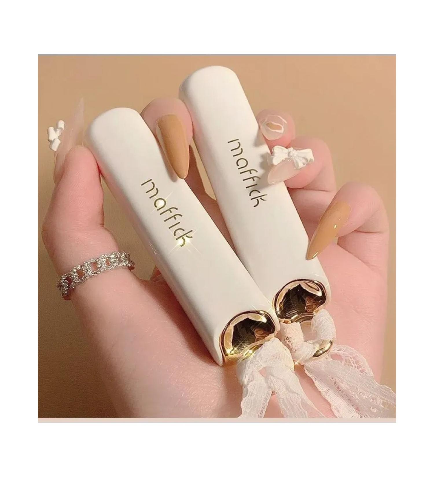 Maffick Matte lipstick for lip is persistent 04 - Buy Online on GoSupps.com