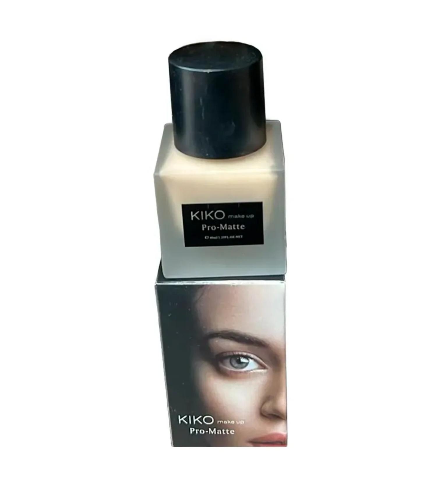 KIKO Milano Tone 05 Tonal face cream with sponge - Buy Online on GoSupps.com