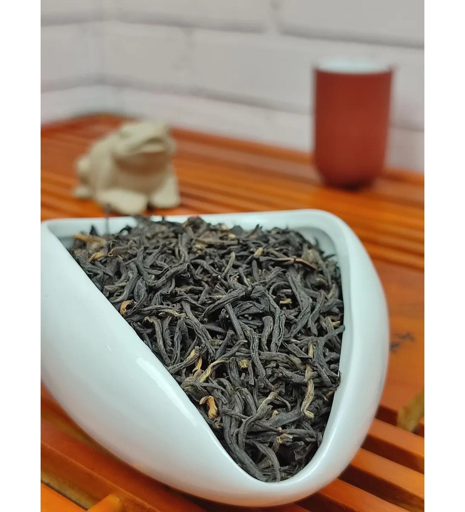 Chinese dragon Zhen Shan Syao Zhong Red Tea smoked China 38 g - Buy Online on GoSupps.com