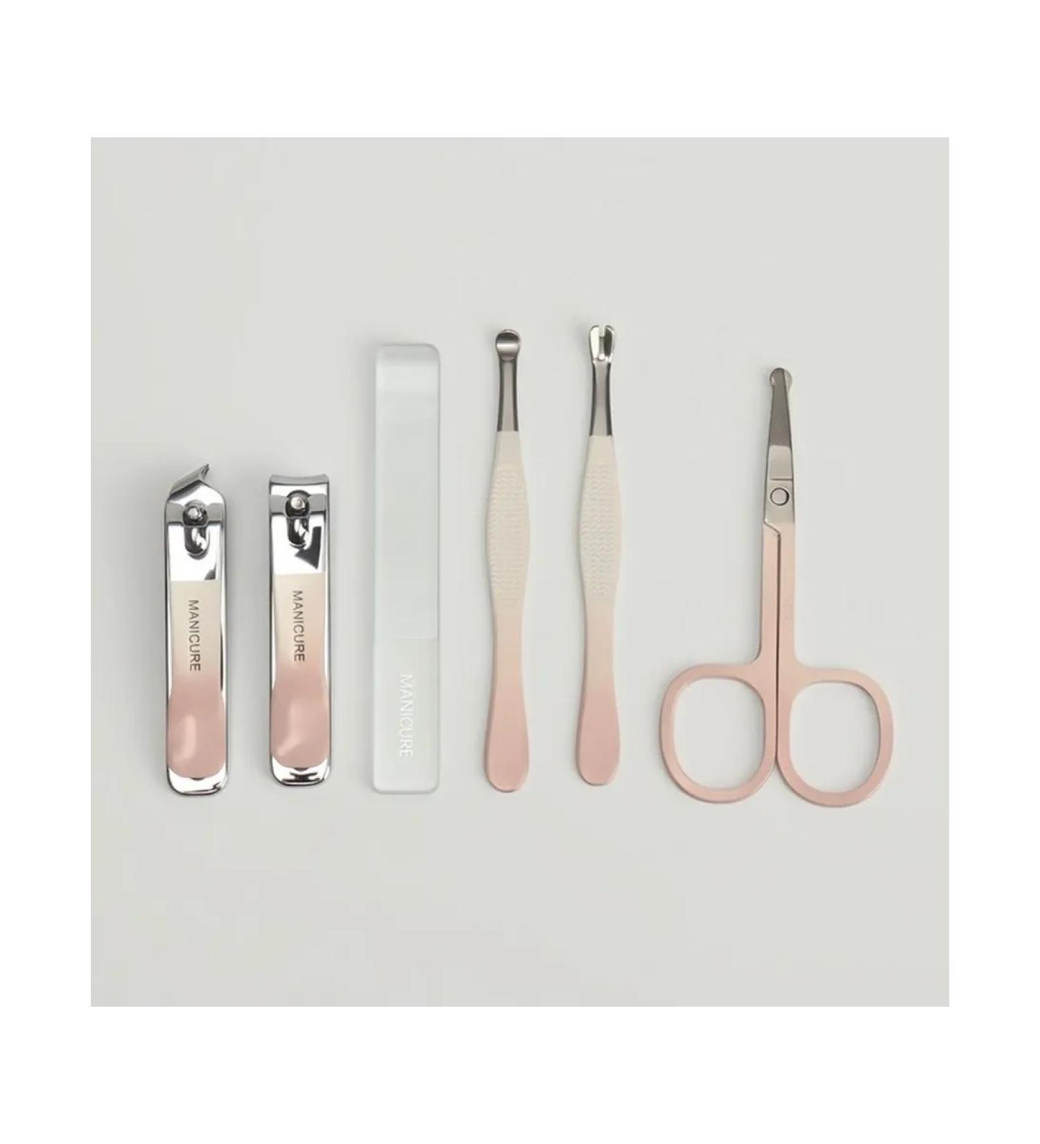Compact manicure set with a case - Buy Online on GoSupps.com