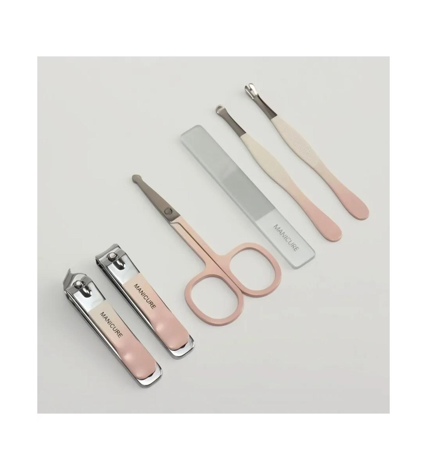 Convenient manicure set in a stylish case - Buy Online on GoSupps.com
