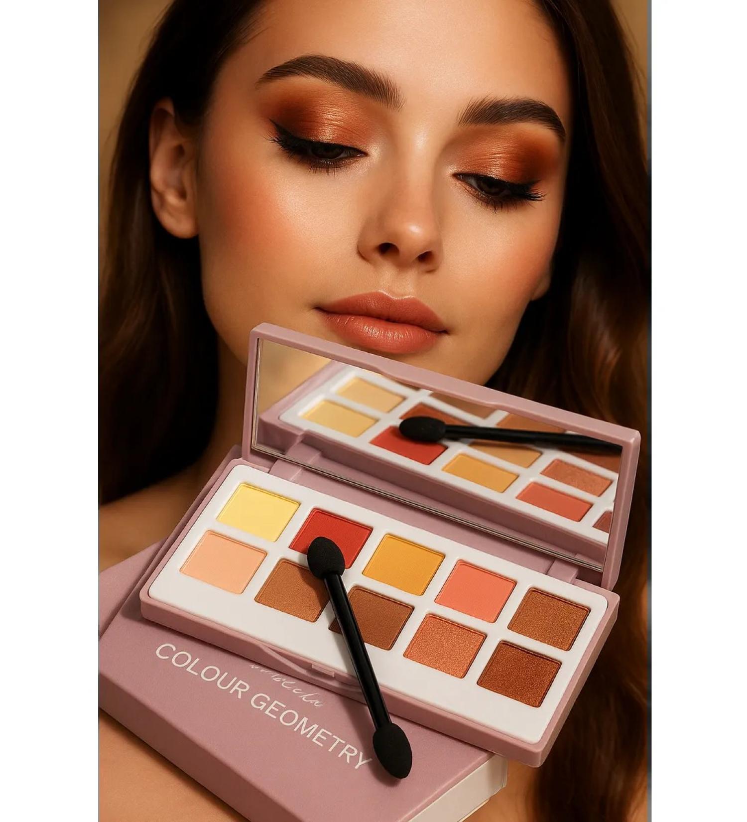 Lameila Palette of shadows for the eyelids of nude with sparkles - Buy Online on GoSupps.com