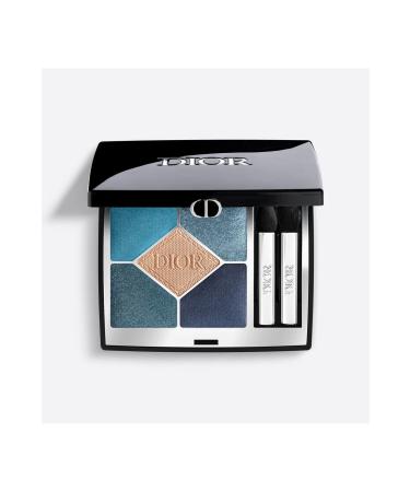 Dior Permanent Eyeshadow Palette Applied Smoothly and Softly on the Eyelid-279 D.Center1271