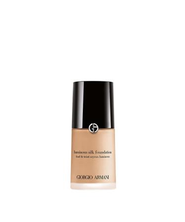 Giorgio Armani Silky and Light Texture Natural and Shiny Finish All Day Long Lasting Foundation-6.5 Passi.4331