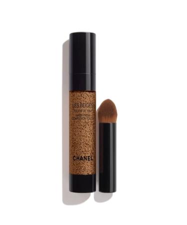 Chanel LES BEIGES - Moisturizing Revitalizing Microdroplet Foundation with Up to 12 Hours Effectiveness