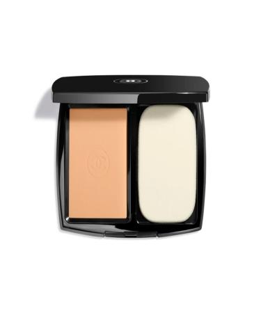 Chanel ULTRA LE TEINT-Fine Structured Illuminating Matte Finish Compact Foundation