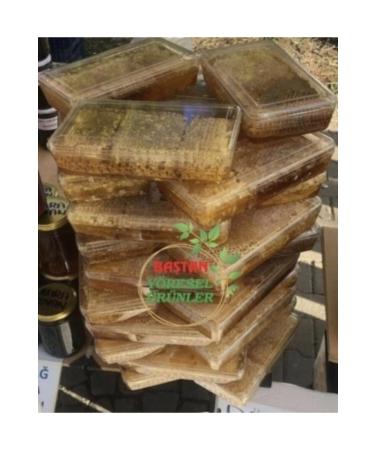 Comb Honey in Local Bozda Lath Cut Mica +-1000gr