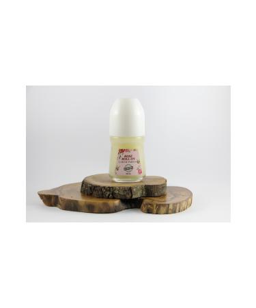 Armani Beauty Luminous Silk-Long Lasting Silky Light Texture Moisturizing Illuminating Foundation 30ML - Buy Online on GoSupps.com