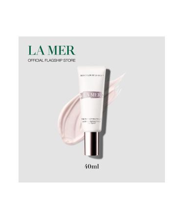 La Mer The Hydrating Illuminator This highlighter that complements the skin tone with radiant pearls 40ml