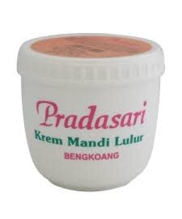 Pradasari Bath Scrub Bengkoang (Yam Bean) 135 Gram