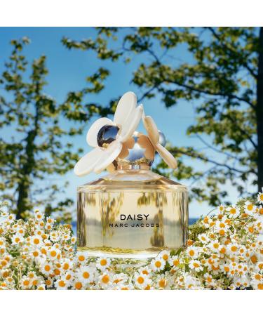 Discover Marc Jacobs Daisy Eau de Toilette Pen Spray 0.3 oz - Elevate Your Style Instantly! - Buy Online on GoSupps.com