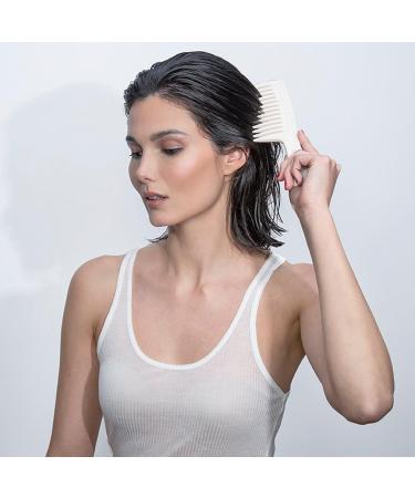 Discover The Hair Edit Tame & Condition Detangling Comb - Elevate Your Style Instantly! - Buy Online on GoSupps.com