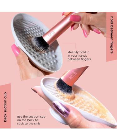 Discover Real Techniques Handheld Textured Makeup Brush Cleansing Palette 1 ct - Elevate Your Style Instantly! - Buy Online on GoSupps.com