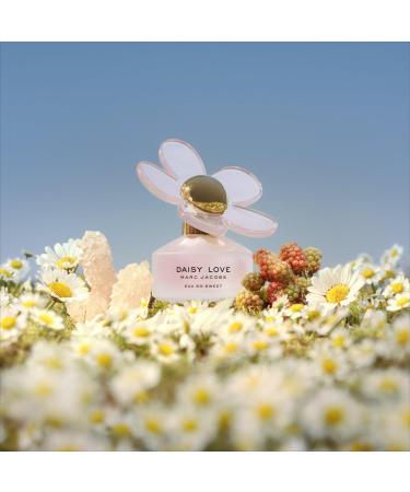 Marc Jacobs Daisy Love Eau So Sweet Eau de Toilette Pen Spray 0.3 oz - Transform Your Style with the Best Innovation Today! - Buy Online on GoSupps.com