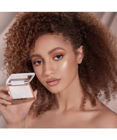 Discover Anastasia Beverly Hills Iced Out Illuminating Powder Highlighter Iced Out (icy white gold) - Elevate Your Style Instantly! - Buy Online on GoSupps.com