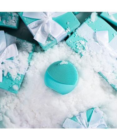 Discover FOREO LUNA Play Plus 2 Facial Cleansing Massager Minty Cool - Elevate Your Style Instantly! - Buy Online on GoSupps.com