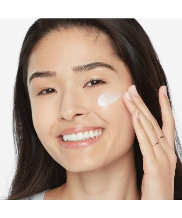 Discover Olay Regenerist Niacinamide + Peptide 24 Hydrating Moisturizer 1.7 oz - Elevate Your Style Instantly! - Buy Online on GoSupps.com