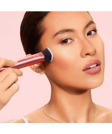 Discover Real Techniques Face Base Multiuse Makeup Brush Set - Elevate Your Style Instantly! - Buy Online on GoSupps.com