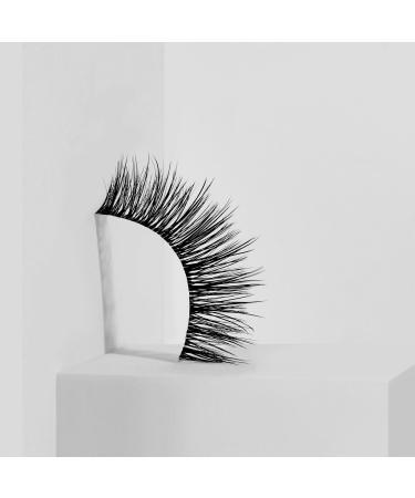 Discover Ardell Light As Air Lashes #521 Multipack - Elevate Your Style Instantly! - Buy Online on GoSupps.com