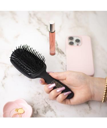Discover Cricket Binge Compact Cushion Styler Brush - Elevate Your Style Instantly! - Buy Online on GoSupps.com