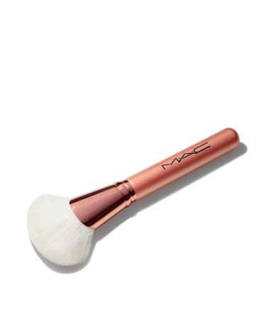 MAC 143S Bronzer Fan Brush - Discover Premium Quality Shop now! - Buy Online on GoSupps.com