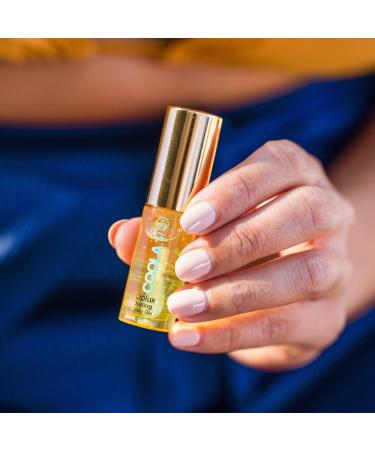 Discover COOLA Liplix Hydrating Lip Oil Golden Glow SPF 30 0.11 oz - Elevate Your Style Instantly! - Buy Online on GoSupps.com